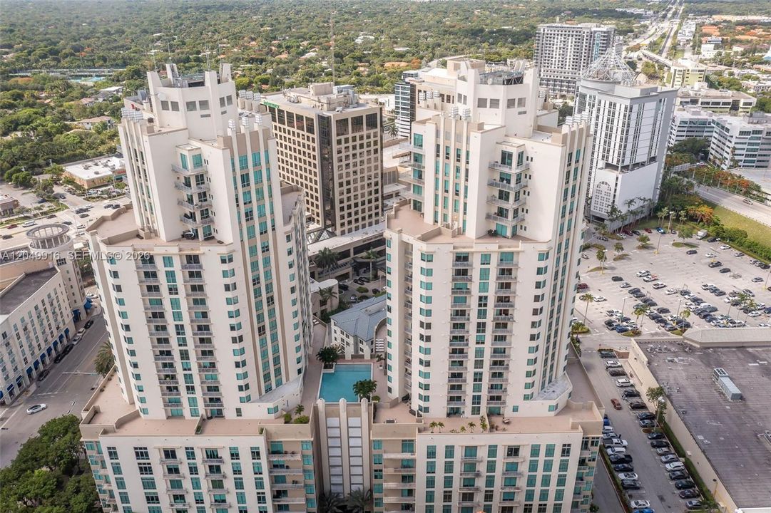 В аренду: $2,400 (1 спален, 1 ванн, 600 Квадратных фут)