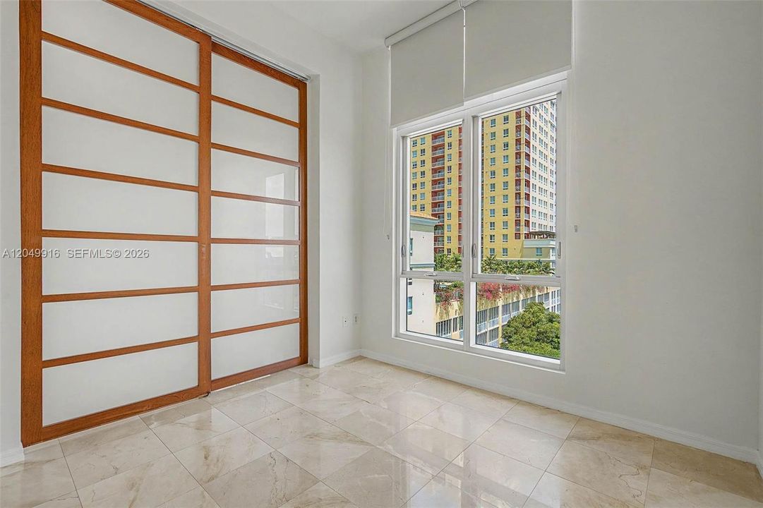 В аренду: $2,400 (1 спален, 1 ванн, 600 Квадратных фут)