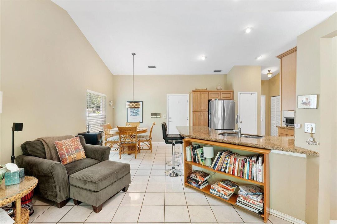 19-3715 Lancewood Place_019