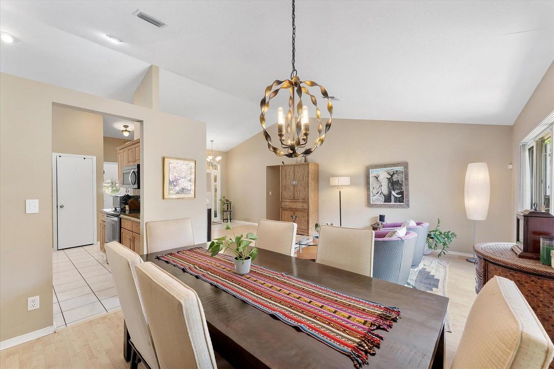12-3715 Lancewood Place_012