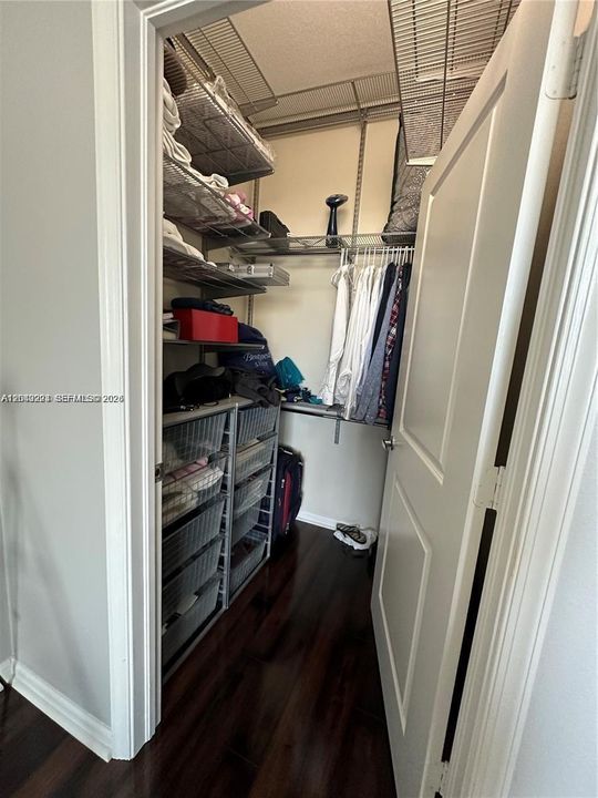 For Rent: $3,100 (1 beds, 1 baths, 753 Square Feet)