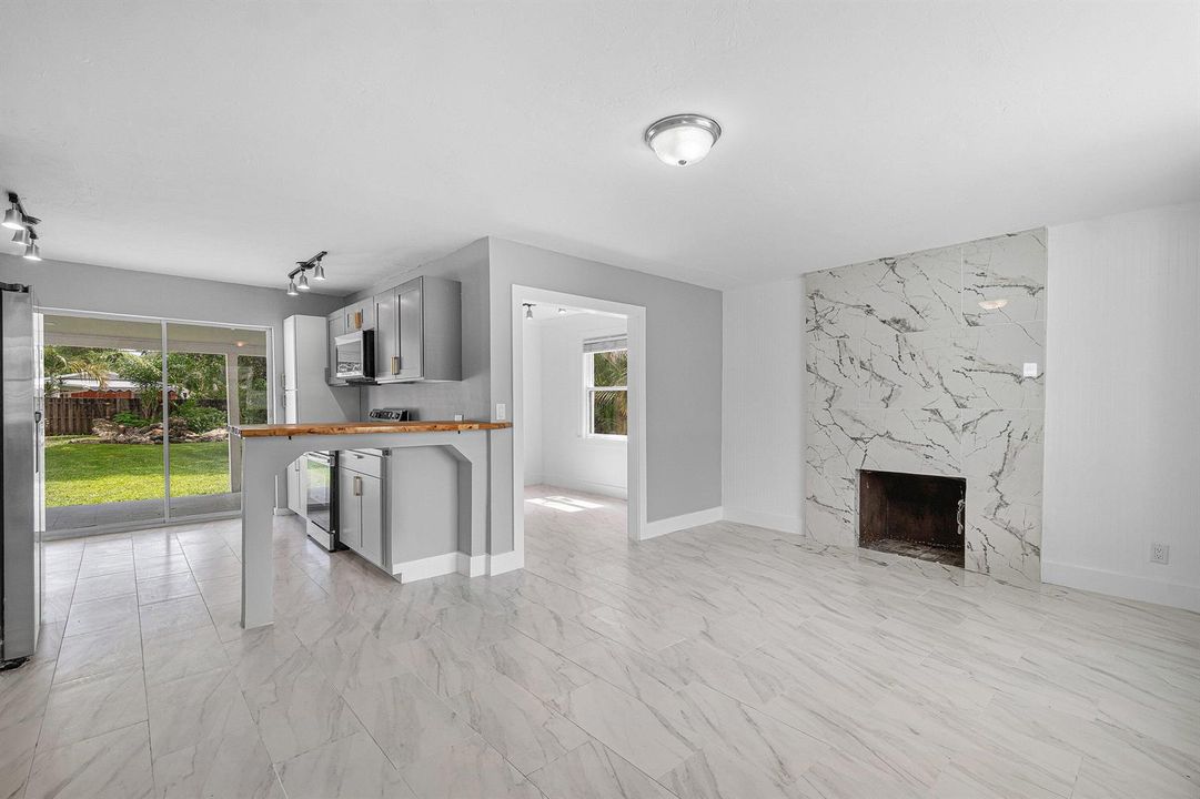 007-246Northeast13thStreet-DelrayBeach-F