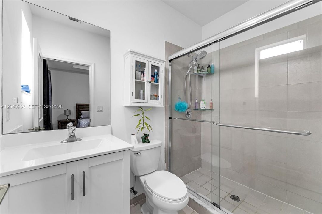 For Sale: $309,900 (3 beds, 2 baths, 1393 Square Feet)