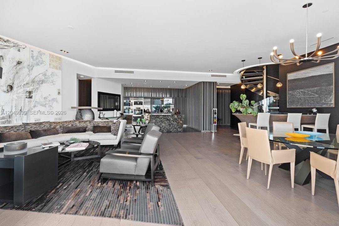 En Venta: $7,900,000 (3 camas, 5 baños, 3889 Pies cuadrados)