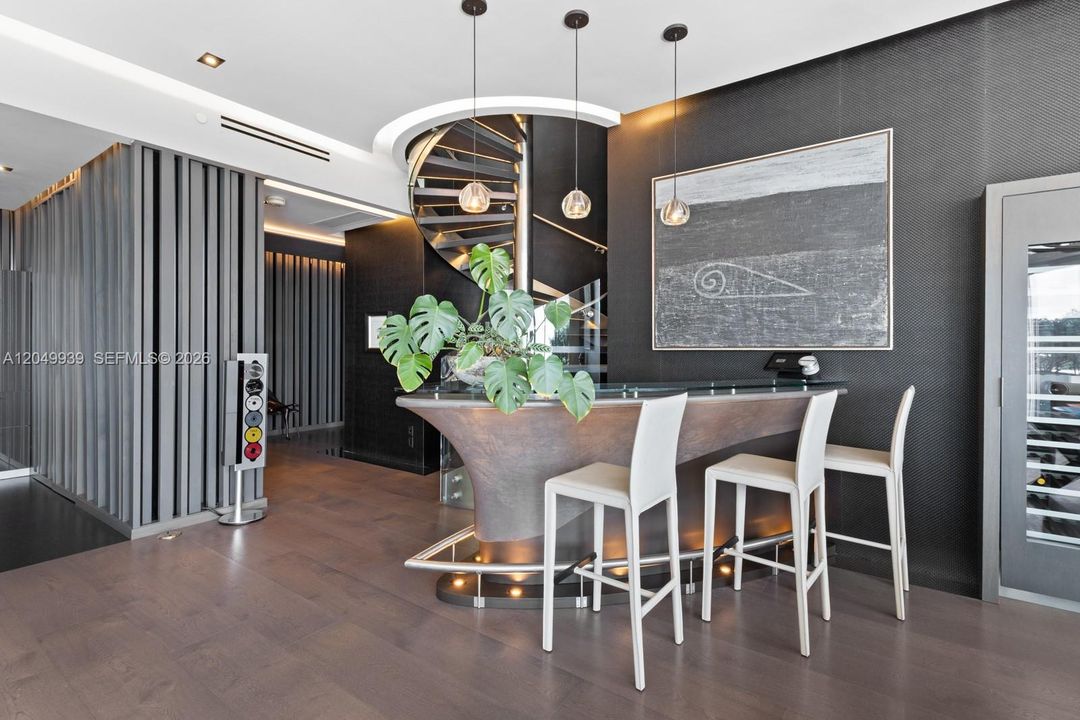 En Venta: $7,900,000 (3 camas, 5 baños, 3889 Pies cuadrados)