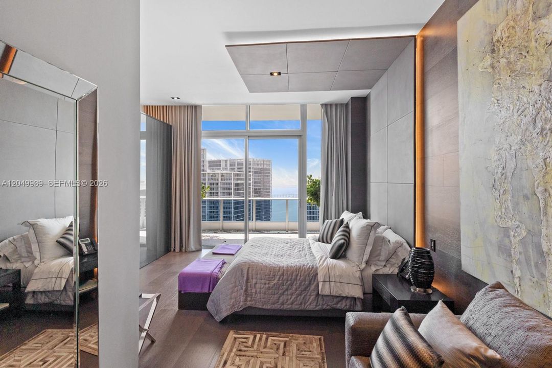En Venta: $7,900,000 (3 camas, 5 baños, 3889 Pies cuadrados)