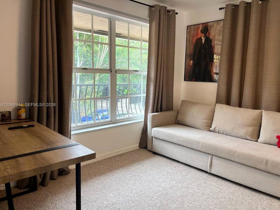 В аренду: $5,650 (3 спален, 2 ванн, 1220 Квадратных фут)