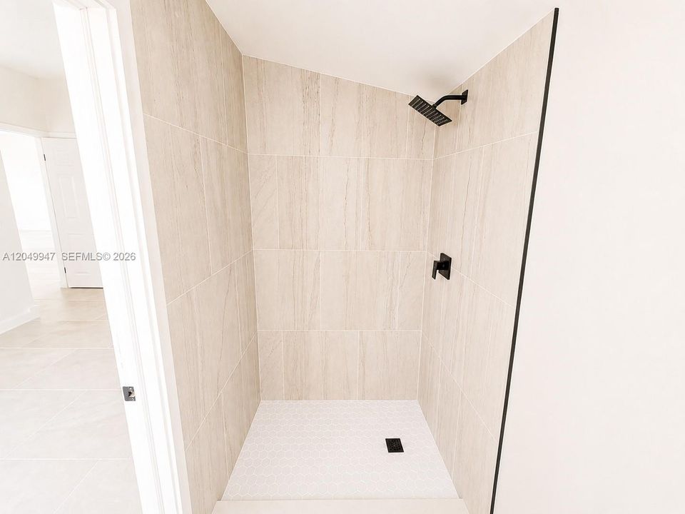 Master bathroom Shower
