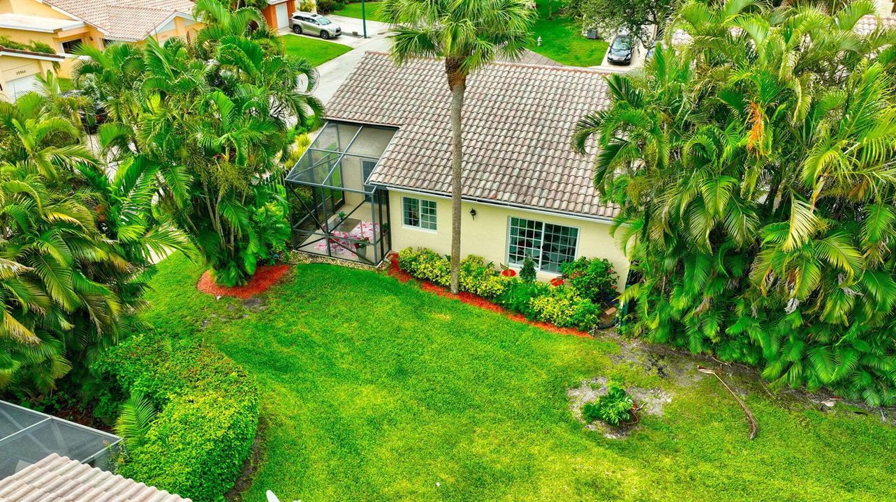 6105 VIA LAGUNA LN, 3/2/ CORNER VILLA