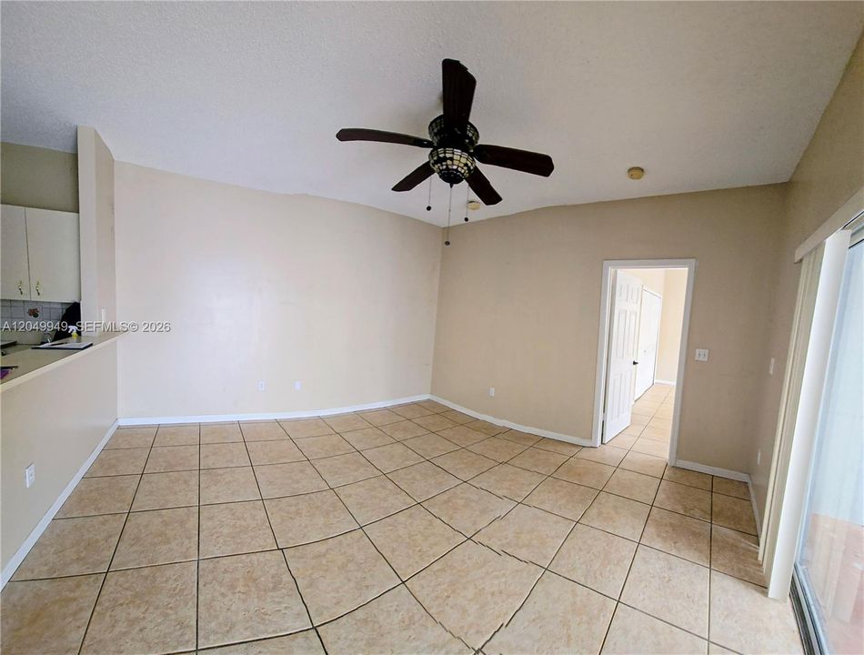 For Sale: $610,000 (3 beds, 2 baths, 1660 Square Feet)