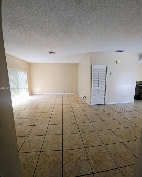 For Sale: $610,000 (3 beds, 2 baths, 1660 Square Feet)