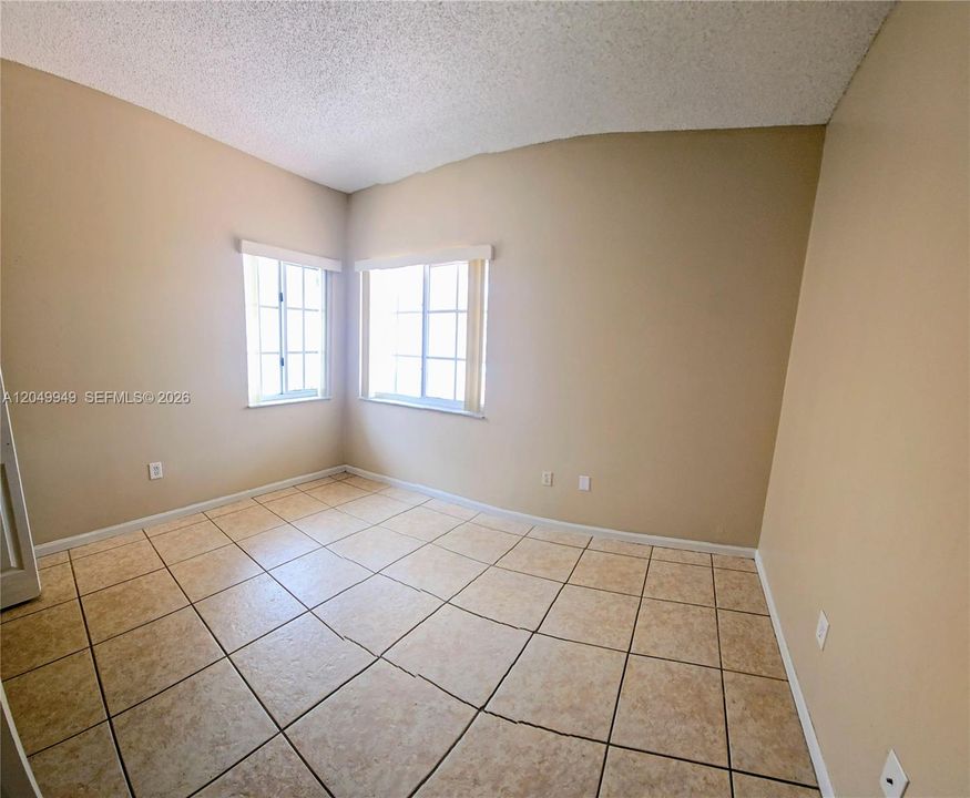 For Sale: $610,000 (3 beds, 2 baths, 1660 Square Feet)