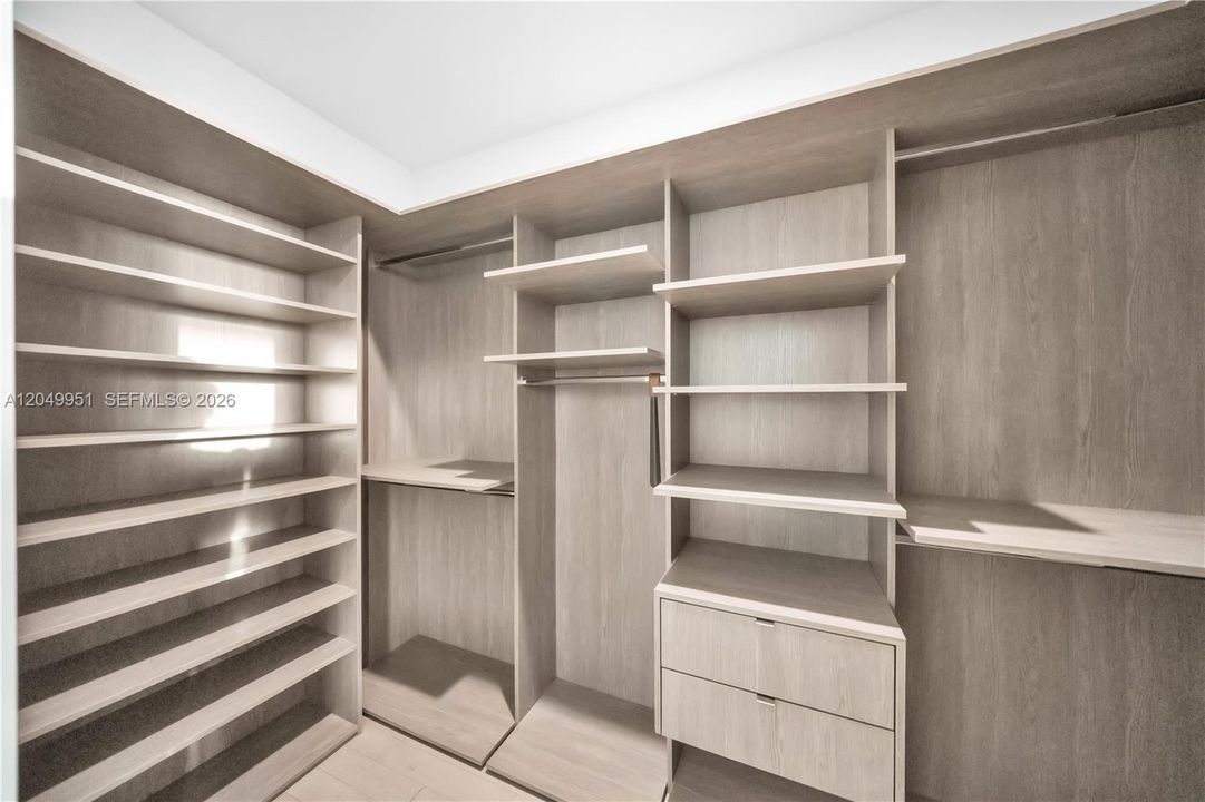На продажу: $4,500,000 (4 спален, 5 ванн, 3800 Квадратных фут)