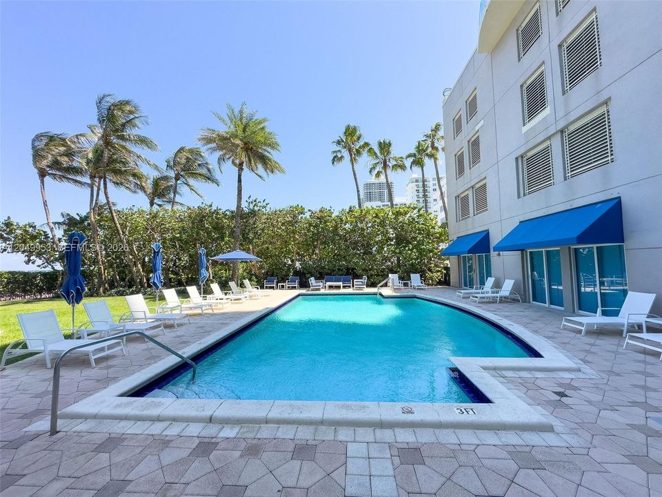 For Sale: $1,599,000 (2 beds, 2 baths, 1750 Square Feet)