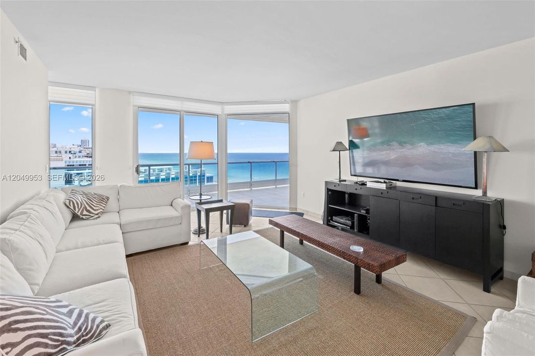 For Sale: $1,599,000 (2 beds, 2 baths, 1750 Square Feet)