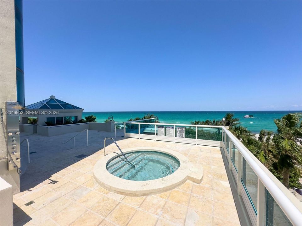 For Sale: $1,599,000 (2 beds, 2 baths, 1750 Square Feet)