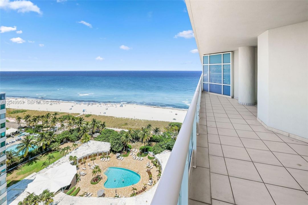 For Sale: $1,599,000 (2 beds, 2 baths, 1750 Square Feet)