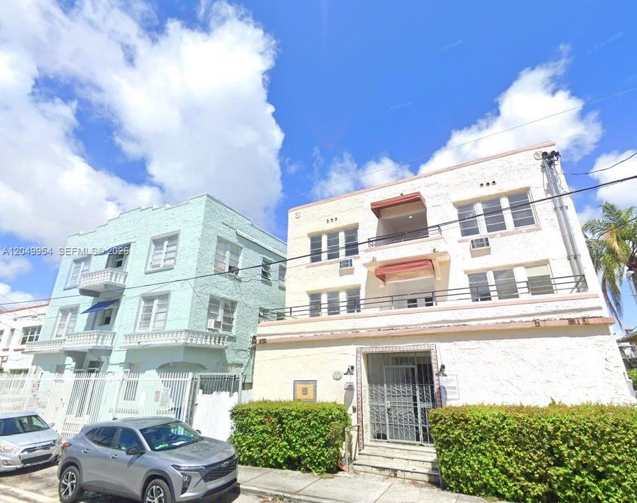 For Rent: $1,850 (2 beds, 1 baths, 11202 Square Feet)