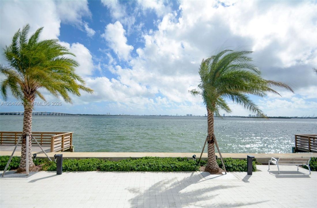 For Rent: $4,300 (1 beds, 2 baths, 790 Square Feet)