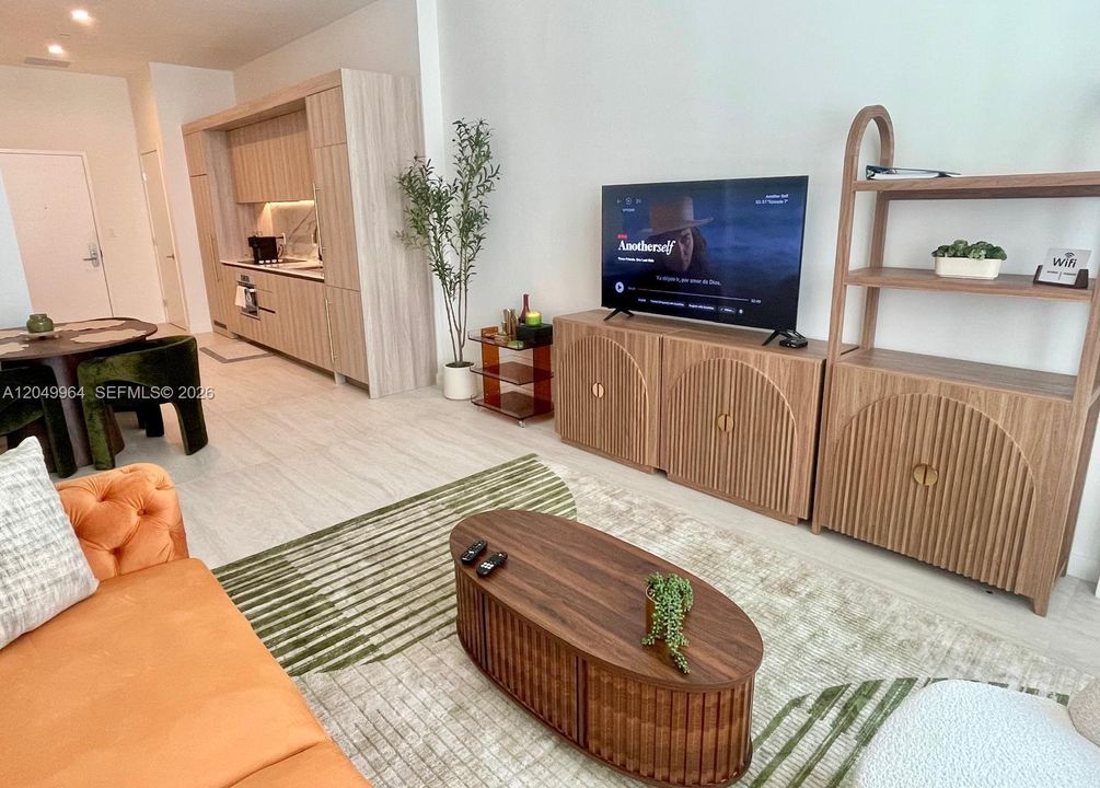 For Rent: $4,500 (1 beds, 1 baths, 551 Square Feet)