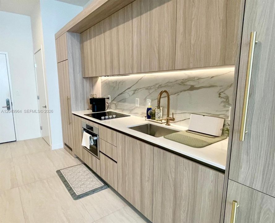 For Rent: $4,500 (1 beds, 1 baths, 551 Square Feet)