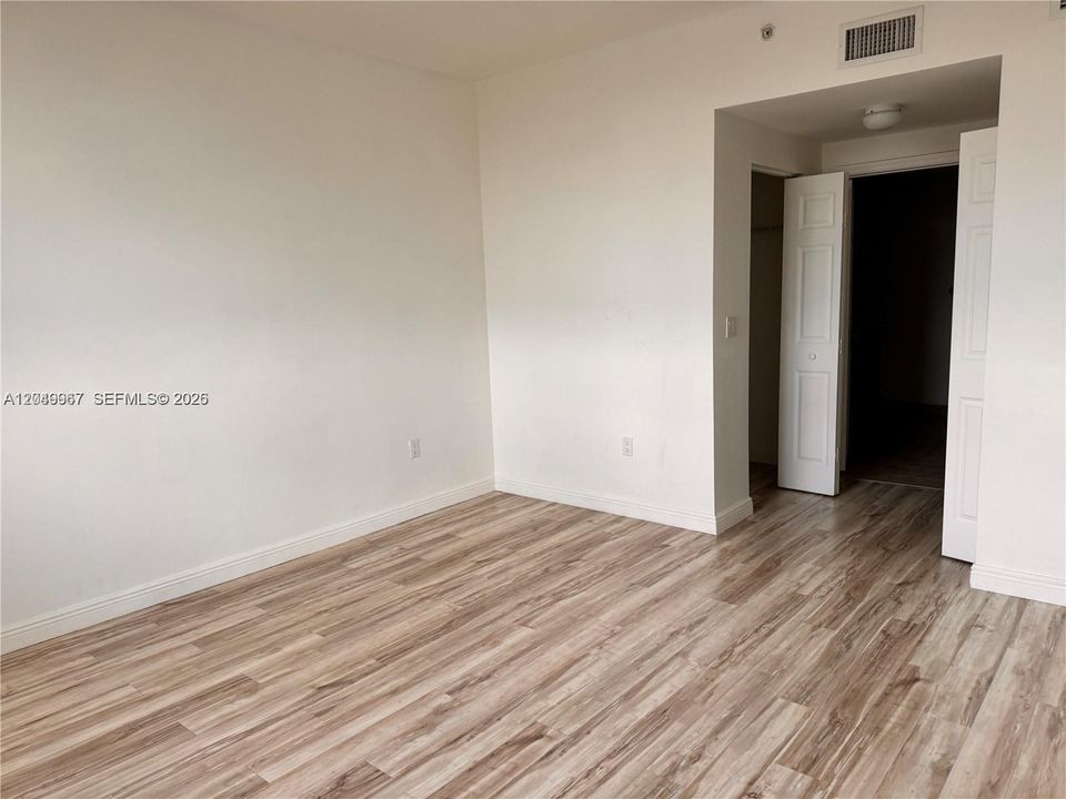 For Rent: $3,100 (2 beds, 2 baths, 1152 Square Feet)
