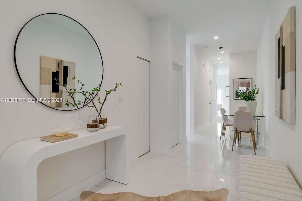 For Sale: $594,990 (3 beds, 2 baths, 1083 Square Feet)