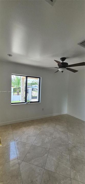 For Sale: $1,700,000 (5 beds, 2 baths, 3153 Square Feet)
