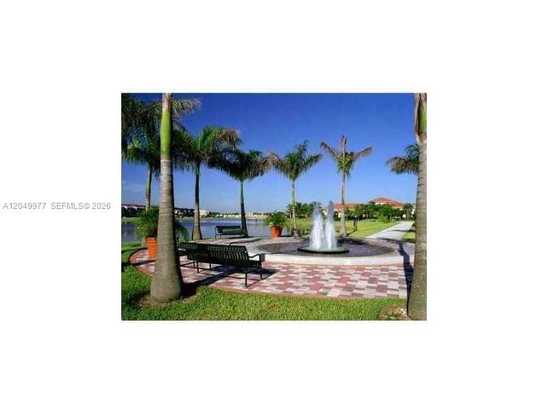 For Rent: $1,975 (1 beds, 1 baths, 800 Square Feet)