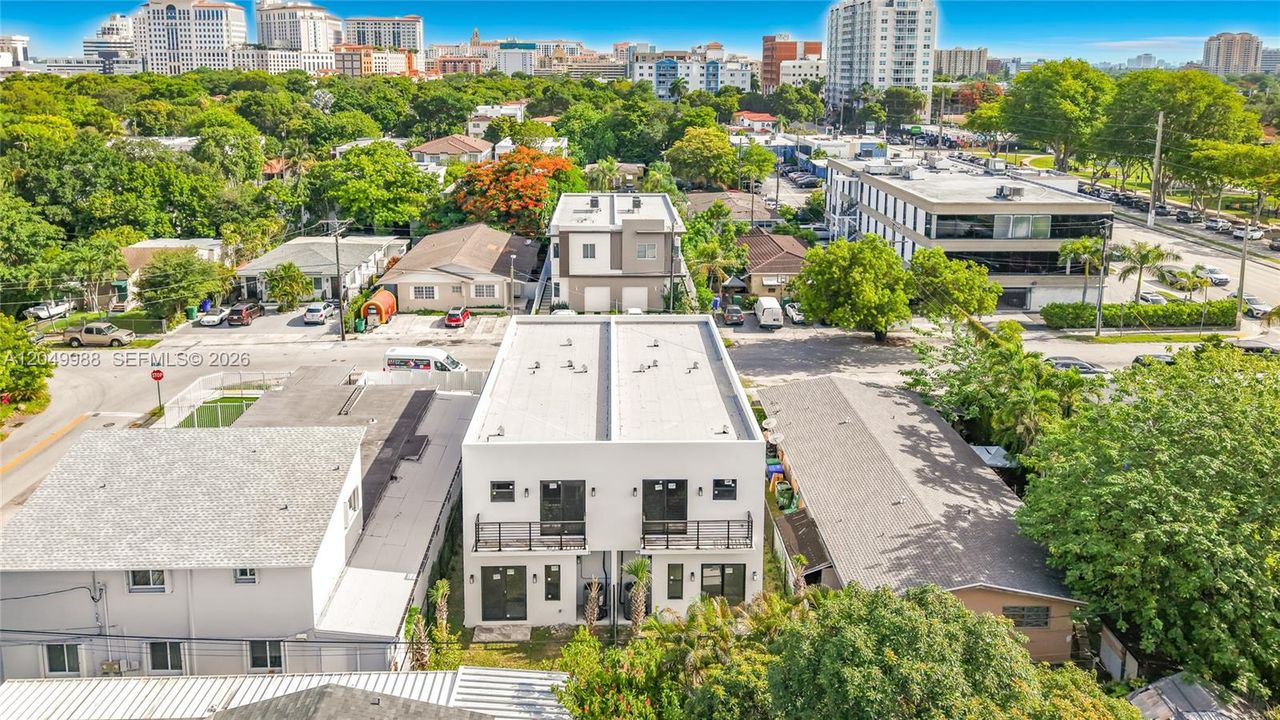 For Sale: $1,399,000 (3 beds, 3 baths, 2010 Square Feet)
