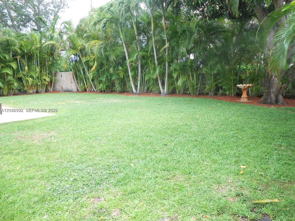 For Rent: $5,900 (2 beds, 2 baths, 1582 Square Feet)