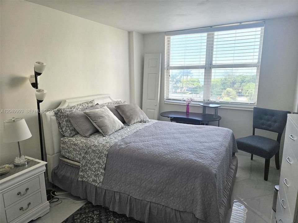 En Venta: $645,000 (2 camas, 2 baños, 1065 Pies cuadrados)