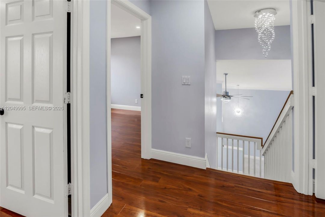 На продажу: $689,999 (4 спален, 3 ванн, 2174 Квадратных фут)