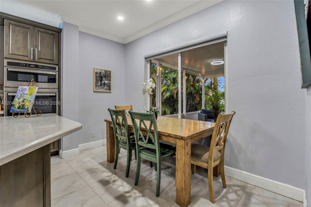 На продажу: $689,999 (4 спален, 3 ванн, 2174 Квадратных фут)