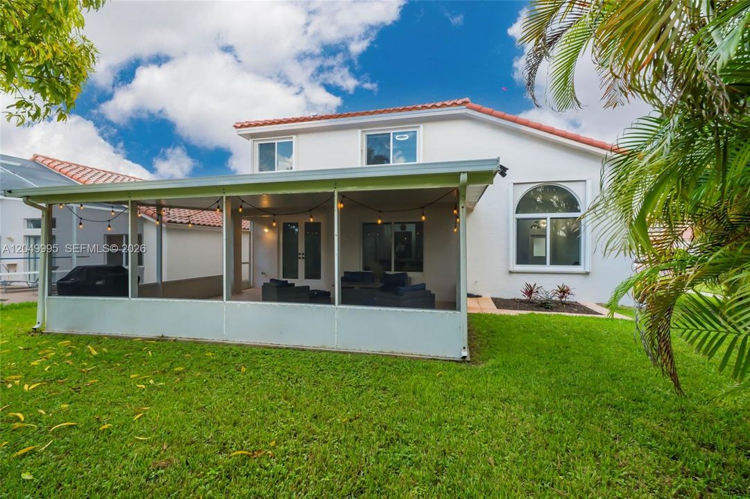 На продажу: $689,999 (4 спален, 3 ванн, 2174 Квадратных фут)