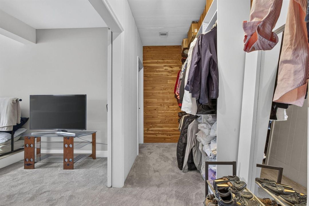 Large Walk In Closet