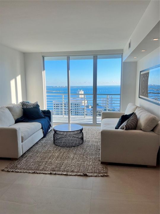 For Rent: $4,300 (2 beds, 2 baths, 1178 Square Feet)
