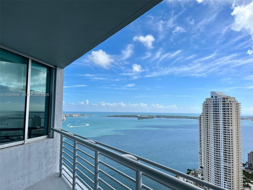 For Rent: $4,300 (2 beds, 2 baths, 1178 Square Feet)