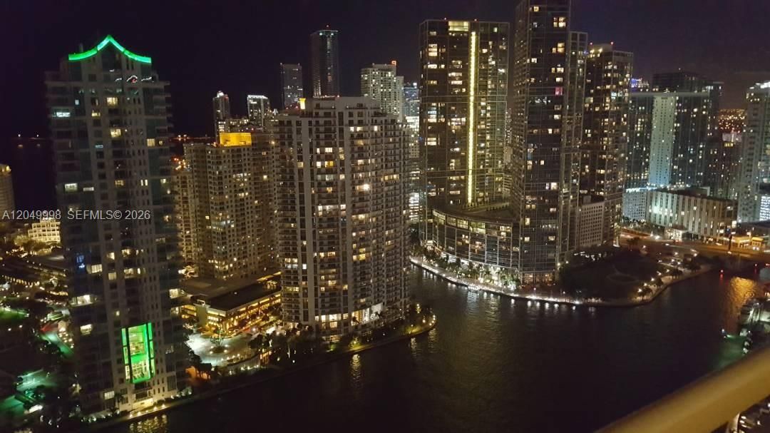 For Rent: $4,300 (2 beds, 2 baths, 1178 Square Feet)
