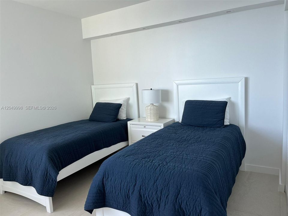 For Rent: $4,300 (2 beds, 2 baths, 1178 Square Feet)