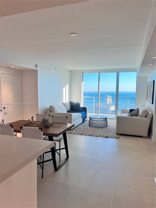 For Rent: $4,300 (2 beds, 2 baths, 1178 Square Feet)