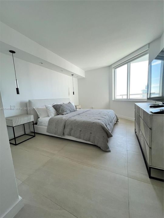 For Rent: $4,300 (2 beds, 2 baths, 1178 Square Feet)