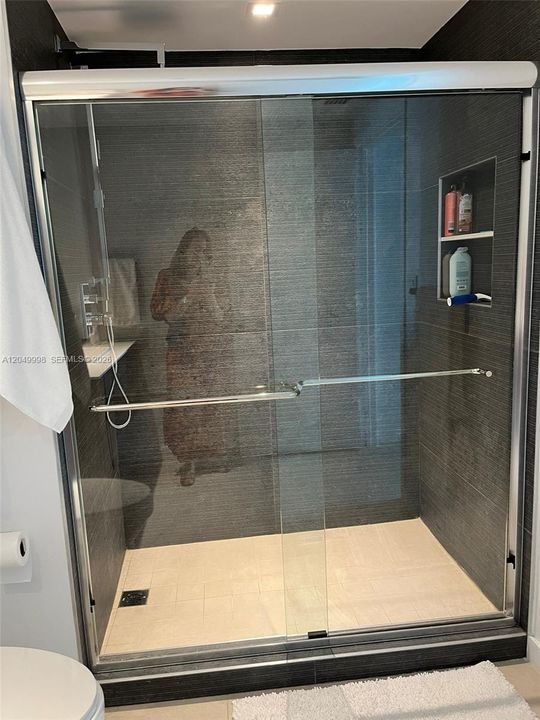 For Rent: $4,300 (2 beds, 2 baths, 1178 Square Feet)