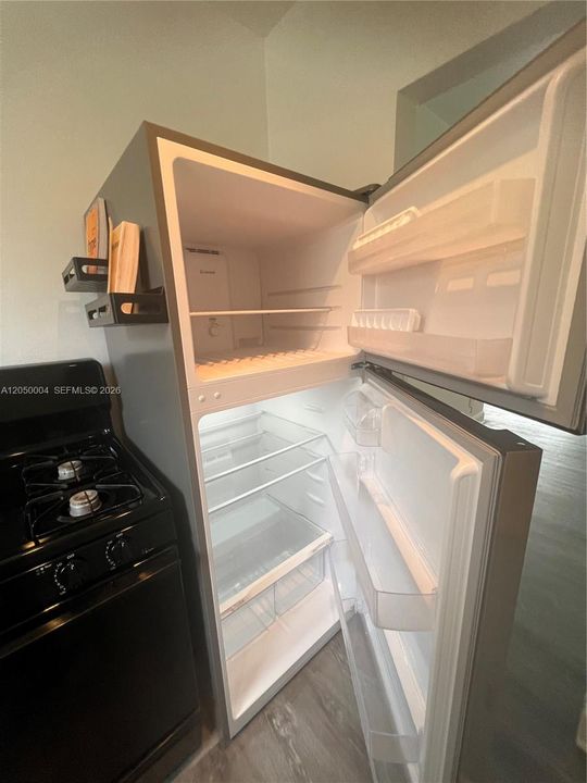For Rent: $1,550 (0 beds, 1 baths, 406 Square Feet)