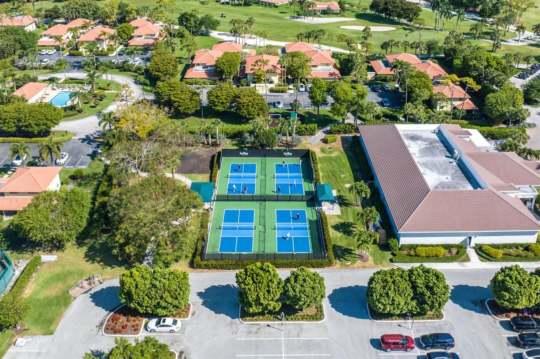 Pickleball Courts