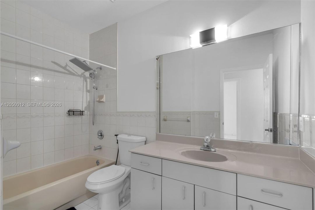 2nd Bathroom