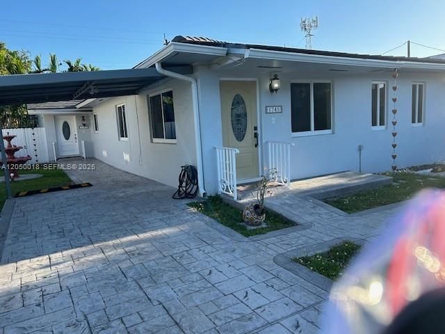 For Rent: $3,100 (2 beds, 1 baths, 1060 Square Feet)