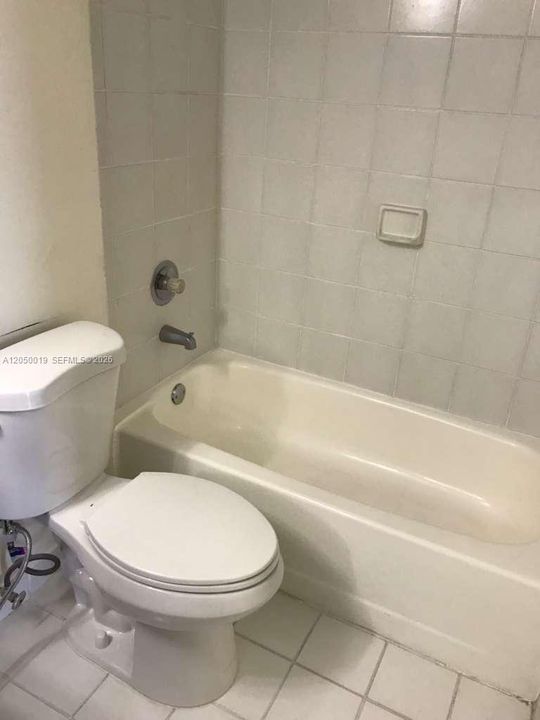 For Rent: $2,999 (2 beds, 2 baths, 1302 Square Feet)
