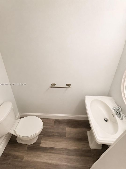В аренду: $2,099 (2 спален, 1 ванн, 1000 Квадратных фут)