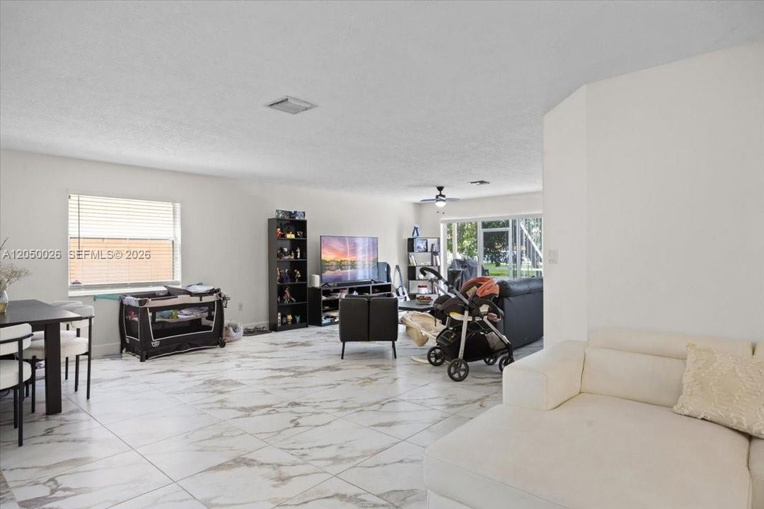 For Sale: $725,000 (4 beds, 2 baths, 2275 Square Feet)